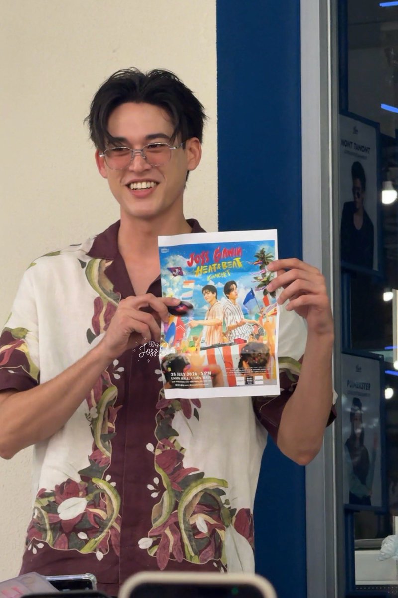 j2728g's tweet photo. น้องกวินยิง Ads #JossGawinConcert ครับ ✨

JG CONCERT PRESS TOUR
#Flex1045xJossGawinConcert

⌜#jg2728Pic⌟ https://t.co/JkBVEmuJb1