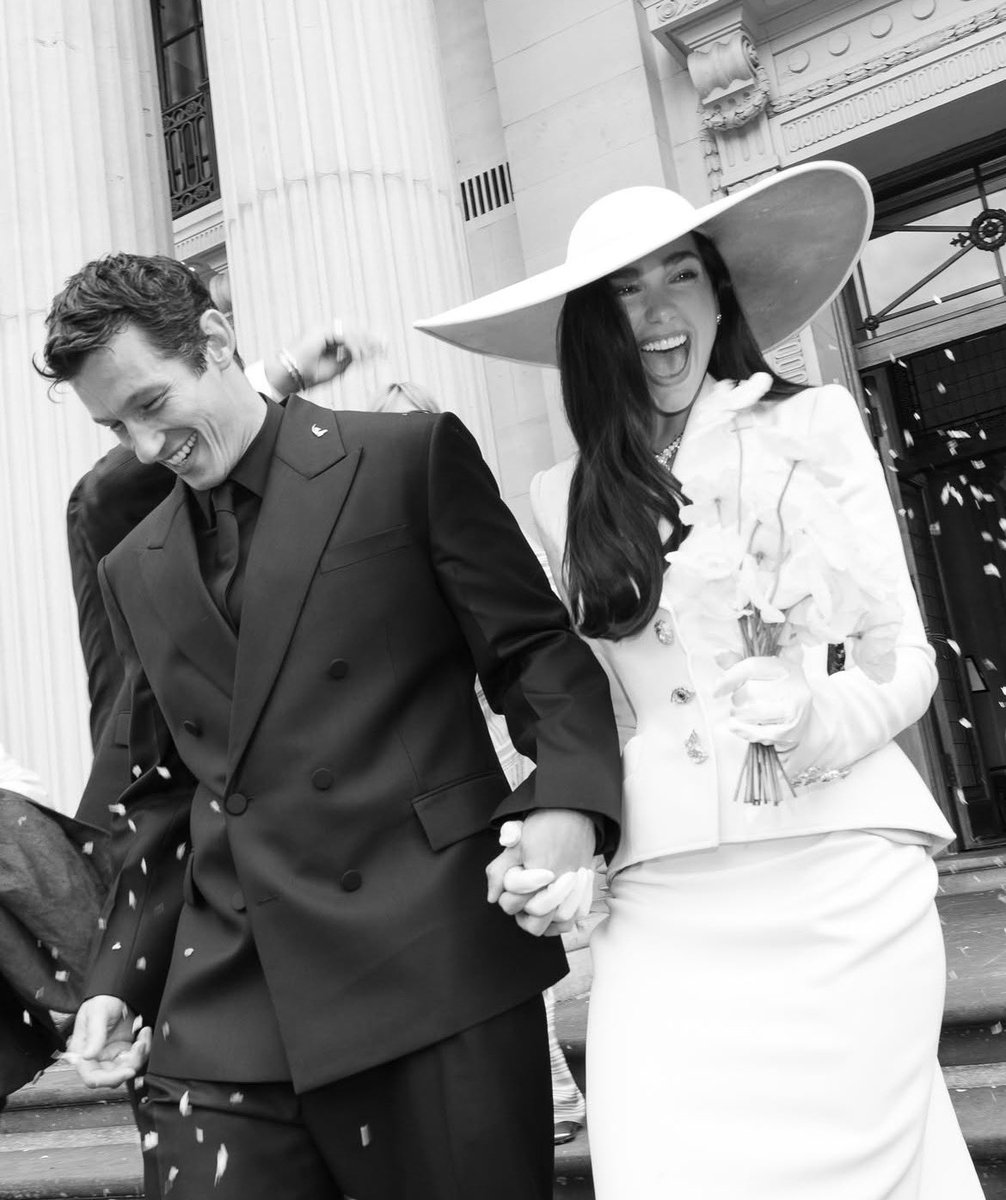 FilmUpdates's tweet photo. Dua Lipa and Callum Turner share photos from their wedding. https://t.co/XVh3kb1315