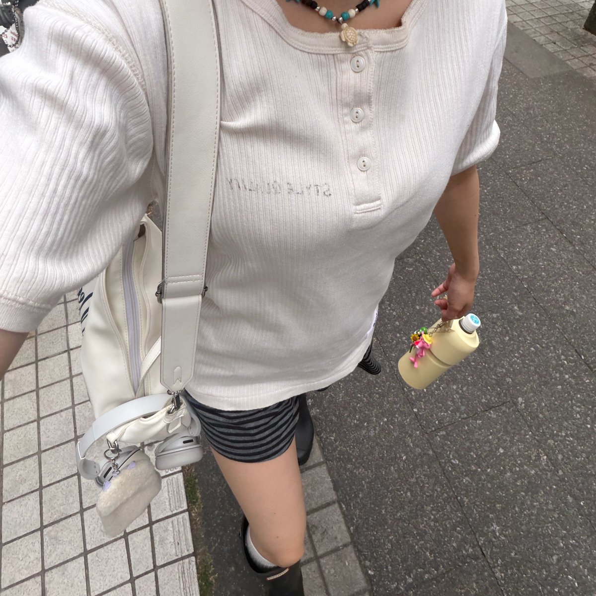 んご tweet media