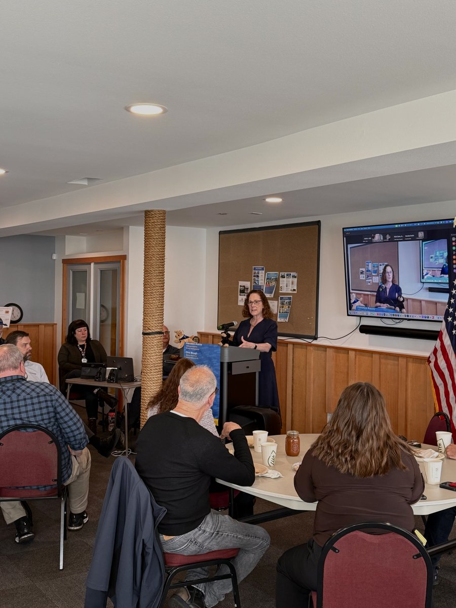 RepValHoyle's tweet photo. It was great to join Newport Rotary last week to share an update of what’s happening in DC, talk about Oregon’s infrastructure needs and discuss funding coming to Lincoln County.

This community’s success in bringing the Coast Guard helicopter back to Newport is a reminder of what we can accomplish when we come together.