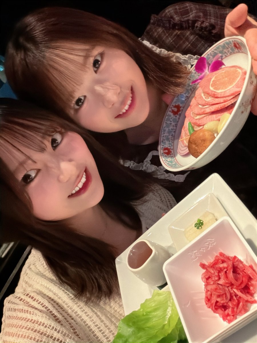 sasaki_fuuna's tweet photo. 『アイドル天下一大喜利武道会』
ペア大喜利優勝のご褒美✨️
叙々苑についに宇咲さんと行けましたー！
5度目の正直...！笑

ほっぺ落ちるくらい美味しかったです🫠
そしてたくさんお話出来てすごい楽しかった🎶絶対また会おうねって約束もできて幸でした🫶🏻

佐久間さんご馳走様でした！🥩
 #ラフラフ https://t.co/XydTqSVHvy