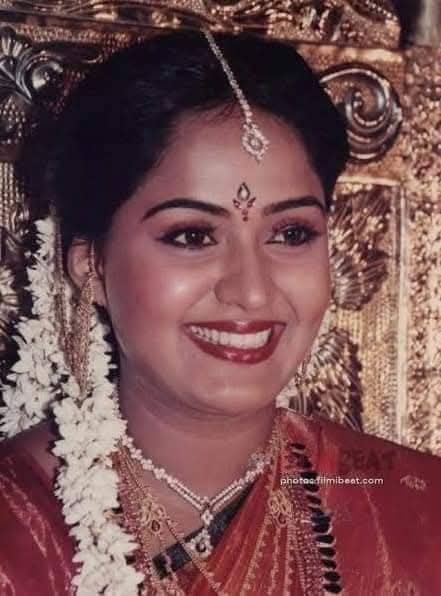 kayaldevaraj's tweet photo. ஜூன் 3 

நடிகை, தயாரிப்பாளர், சினிமா ஸ்டுடியோ உரிமையாளர், நட்சத்திர ஓட்டல் உரிமையாளர் ராதா அவர்களின் 62வது பிறந்தநாள்.

#HBDRadha #ActorRadha #Radha
#HappyBirthdayRadha

Congratulations @ActressRadha Madam 🎉 https://t.co/lleTprJNvD