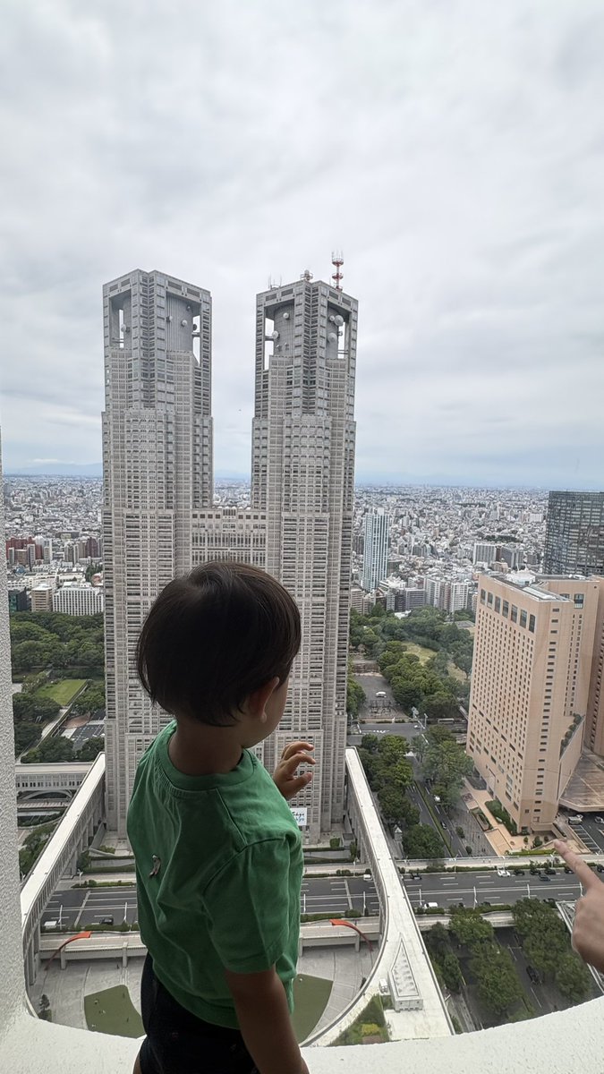 amakazeibuki's tweet photo. 『都民ファーストの会「尾崎大介幹事長就任を祝う会」』@京プラ に行ってきましたー！
久々にお会いする方や先生方と沢山お話しできて楽しかった😆
お昼は京プラのIBASHOにいたから終日京プラ🤣
お世話になりました！
#久々投稿 https://t.co/o1nEA2o3bj
