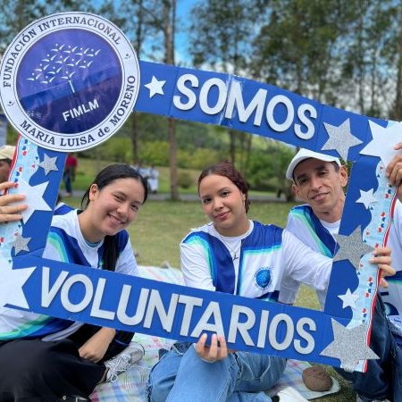 FIMLM's tweet photo. #DíadelVoluntariado |  🇵🇦 En el Parque Biblioteca Boquete, la FIMLM celebró una jornada de integración y reconocimiento para agradecer la entrega y compromiso de sus voluntarios en Panamá. 💙 
Más detalles en la nota web 
https://t.co/VxqpzKVpJv 
#FimlmPanama #FIMLM #Fimlm25Años https://t.co/Rd1XnZqZTw