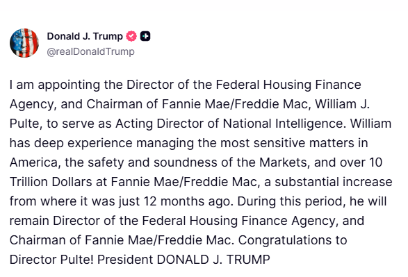 simranhub's tweet photo. 🚨 BREAKING: President Trump names FHFA Director Bill Pulte as Acting Director of National Intelligence after Tulsi Gabbard’s resignation.

Gabbard is stepping down June 30 to care for her husband battling bone cancer. Pulte will serve in both roles temporarily.

Big leadership shakeup at the top of U.S. intelligence. 

#Trump #DNI #BreakingNews