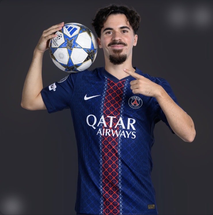 midzthefirst's tweet photo. World Cup hatewatches. https://t.co/3TmowJlAFz