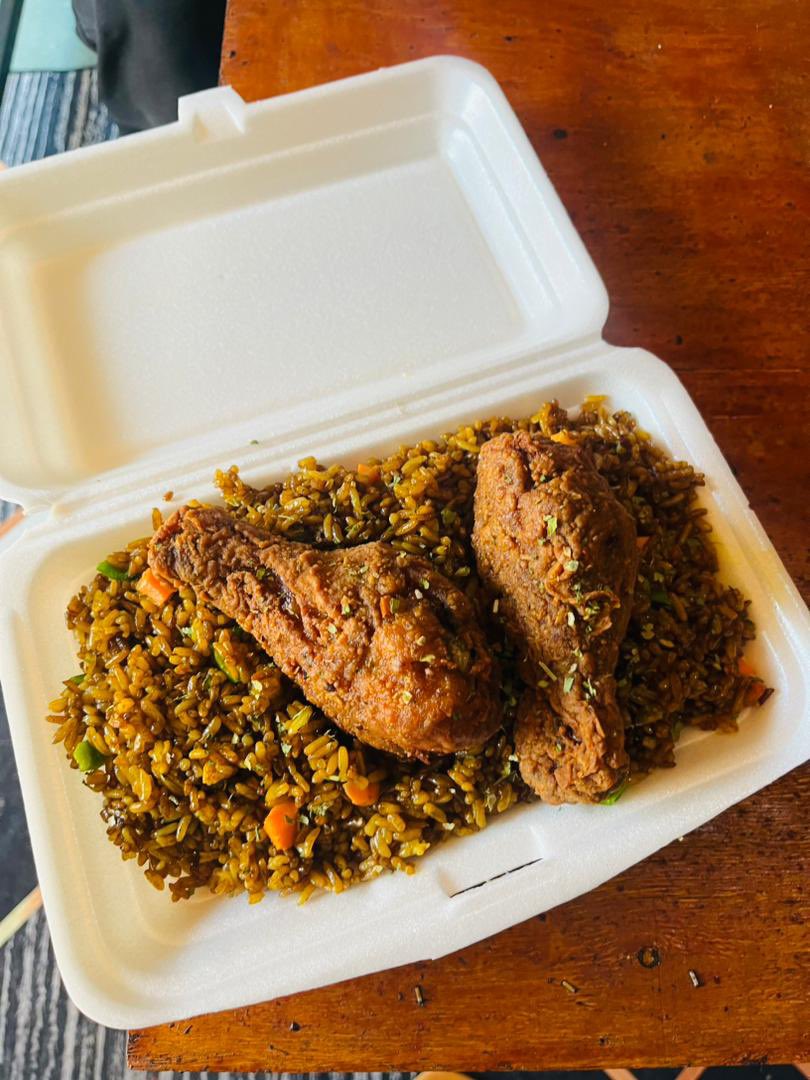Divine_eats40's tweet photo. K17,000 only. 😍

Divine Eats. Area 18, Near Senti. 📍 https://t.co/aw7jAqhcLN