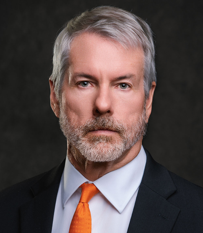 Frax's tweet photo. ETH TO OUTPERFORM BTC? @StanChart Geoffrey Kendrick says Strategy’s first BTC sale since 2022 may be the start of a new regime, with $ETH set to outperform $BTC by ~40% as BTC treasury firms may need to sell to fund obligations, while ETH treasuries can stake for yield instead. https://t.co/LAE5kS9zwi