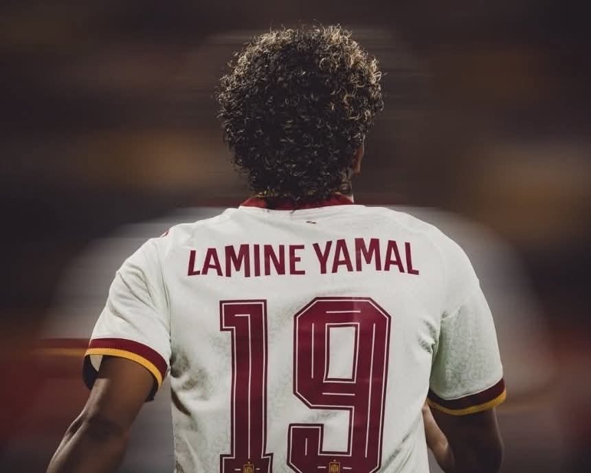 JordanAT17's tweet photo. Informa @La_SER:

 La recuperación de Lamine Yamal está yendo mejor de lo previsto y se espera que pueda llegar para el primer partido del Mundial..

Los culés esperamos que no lo fuercen sin necesidad! En un grupo más que asequible... 🙏💙❤️ https://t.co/F8Tt3lZMy4