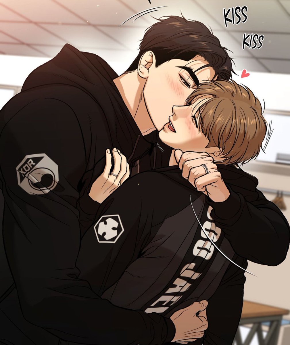 sparklinfairies's tweet photo. public image    vs.       hubby’s image

#Jinxmanhwa #징크스 https://t.co/xqrHz14xnz