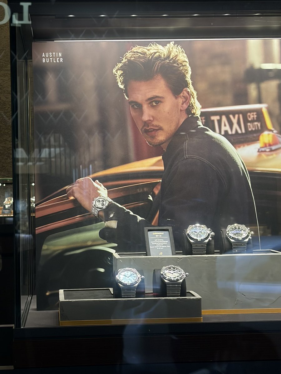auspicz's tweet photo. The photos of Austin Butler’s new Breitling campaign are shown in stores in Manchester and Sydney. https://t.co/aFOqVkp8kL