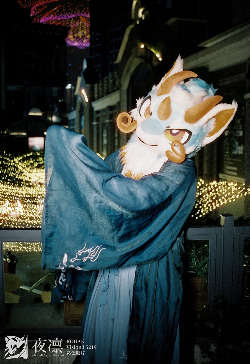 YeLinNotFound's tweet photo. Let's Groove Tonight
Share the spice of life
#39
#FursuitsEveryday https://t.co/PcUR1JoG07