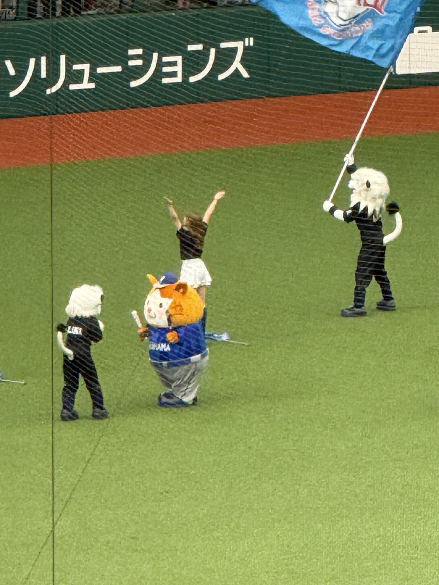 uminami1997's tweet photo. スターマンも可愛かったけど笑 https://t.co/hzIjWF7IUG