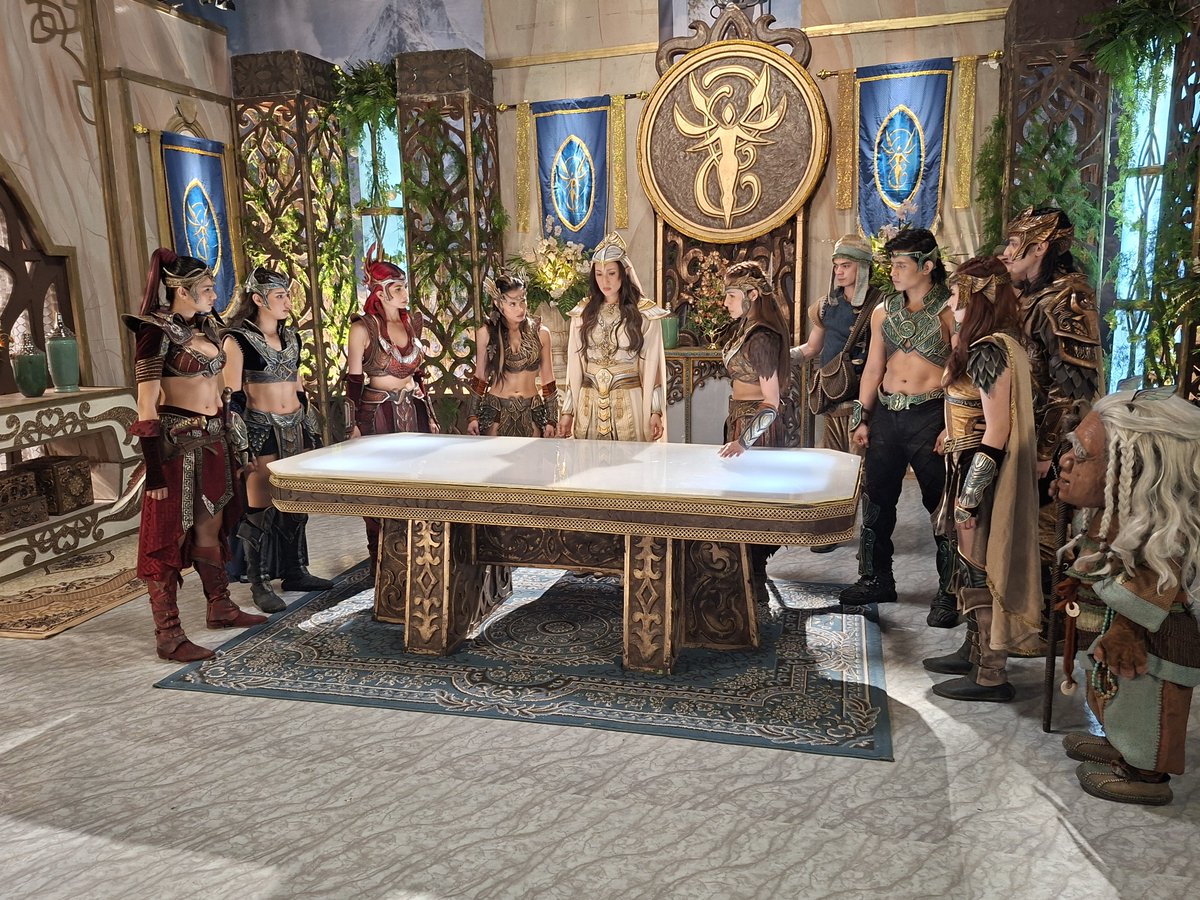 chedStomas's tweet photo. Present &amp; seryoso tuwing pagpupulong para sa kapakanan ng mamayanan ng Encantadia, no absent or walkouts 😉

#Encantadia 
#EncantadiaChroniclesSanggre https://t.co/102FVduc0j
