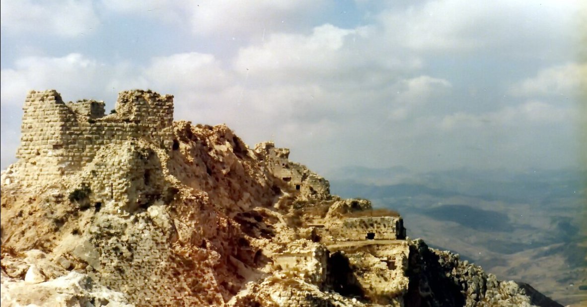 theacedispatch's tweet photo. A 900-year-old Crusader castle in southern Lebanon changed hands on Sunday.
Beaufort. Built by King Fulk in 1139. Taken by Saladin in 1190. Retaken by the Crusaders. Lost again to Sultan Baibars in 1268. Held by Israel 1982–2000. And again, now.
Every army said they were holding it for security.
The hill is still there. None of the flags are.