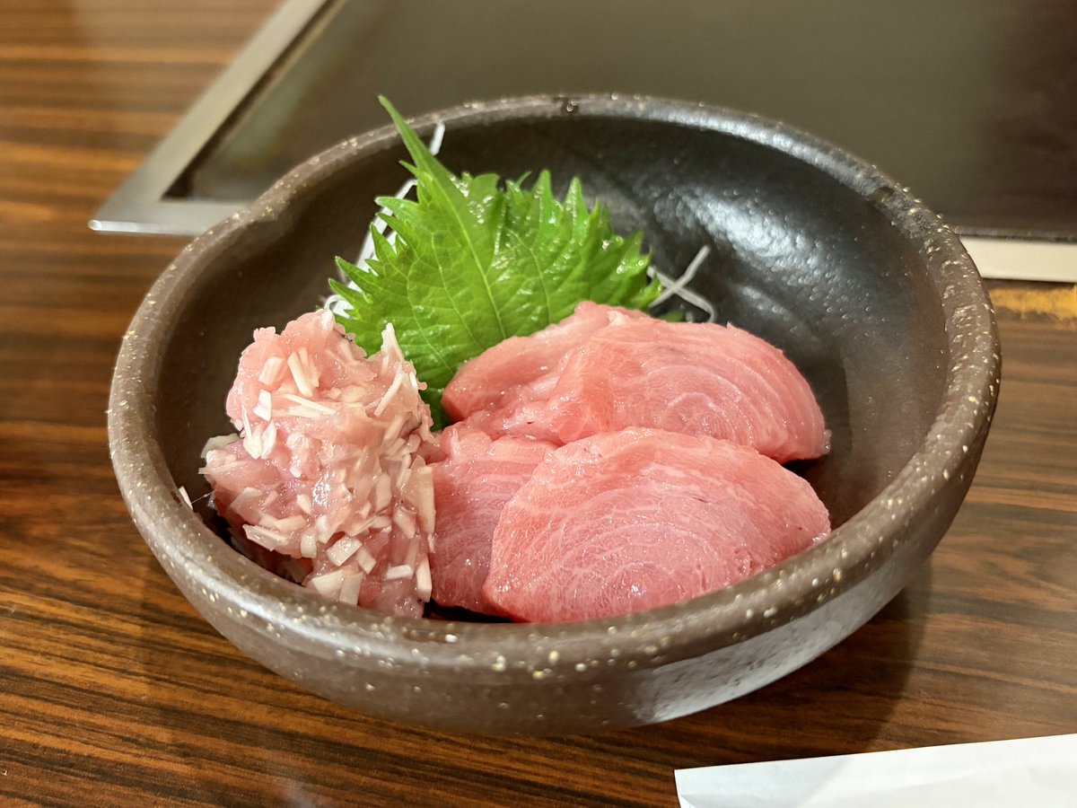 Raptores_W's tweet photo. 頭肉が美味すぎて🤦🏽‍♂️ https://t.co/a3lnm2YBJb