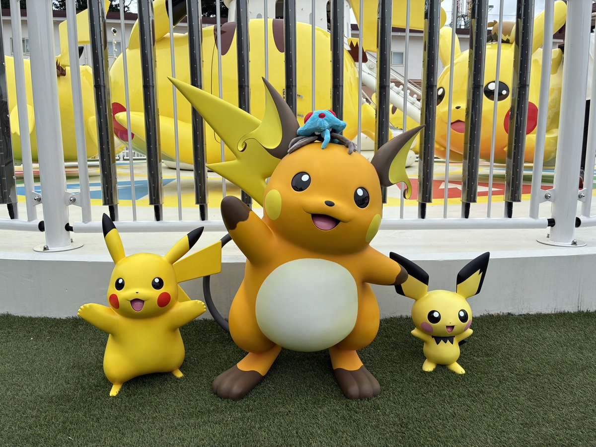 初ポケパーク行ってきました！ ピンズ10個でプレミアムボールゲット