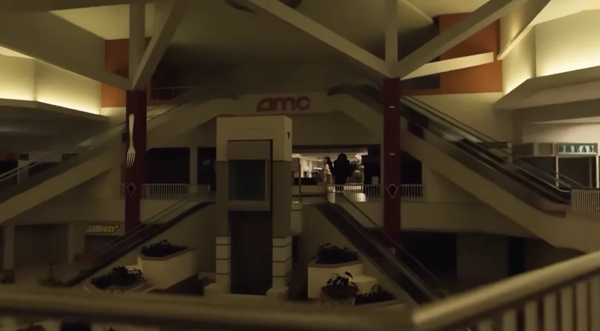 solarbroccoli's tweet photo. couldn’t find a pic of it but the scene where Mary is running from captain clark up those stairs reminded me of the last like 10 mins of “the oldest view” https://t.co/JHQ4yQTwBE