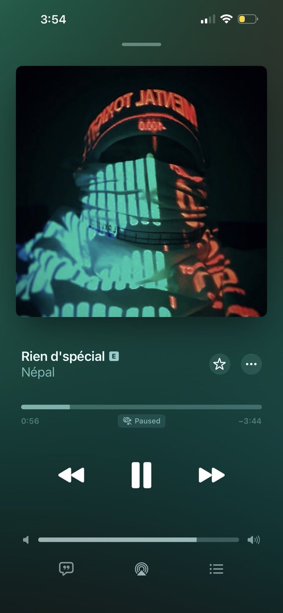actimelmel's tweet photo. Ma réaction honnête la première fois que j’avais écouté ce poulet incroyable top 20 album  21e siècle https://t.co/LqRANNFhtL