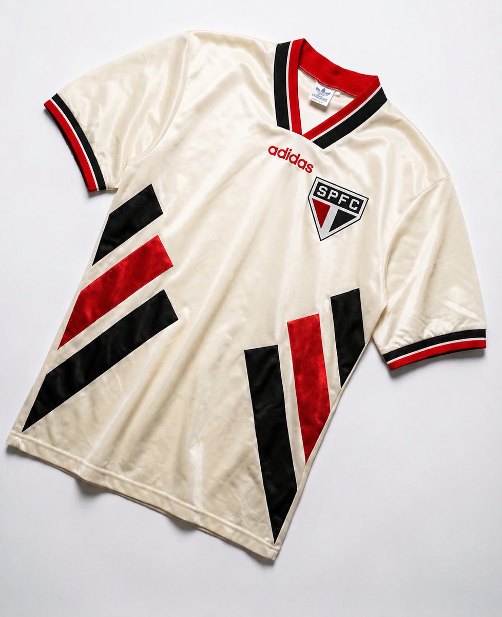 Bruno_Campeao's tweet photo. @Giiovanna_ts Por umas e outras, que a Adidas no São Paulo foi um fracasso! https://t.co/sGS5xWX4m0