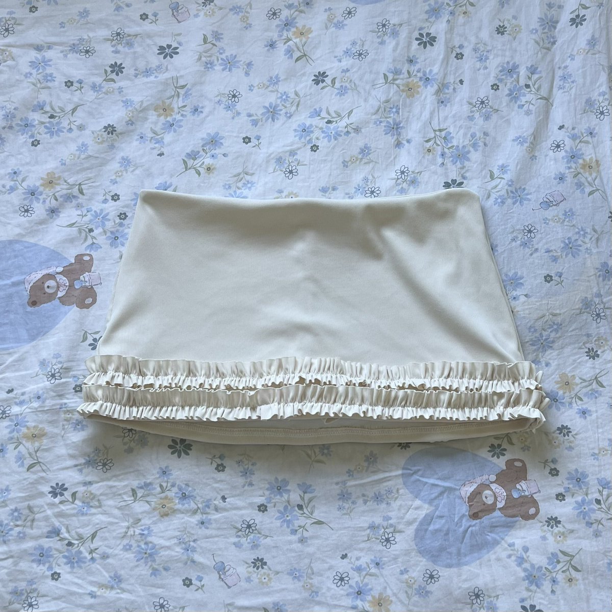 cookieusedshop's tweet photo. MURF.BKK Breeny Double Ruffle Skirt 28 - 34
200.-

#murfbkk #ส่งต่อmurf #ส่งต่อmurfbkk   #ส่งต่อdaddy #ส่งต่อสภาพนางฟ้า #ส่งต่อเสื้อผ้ามือสอง #ส่งต่อสภาพนางฟ้า #โล๊ะตู้ https://t.co/ukY5ACMCur