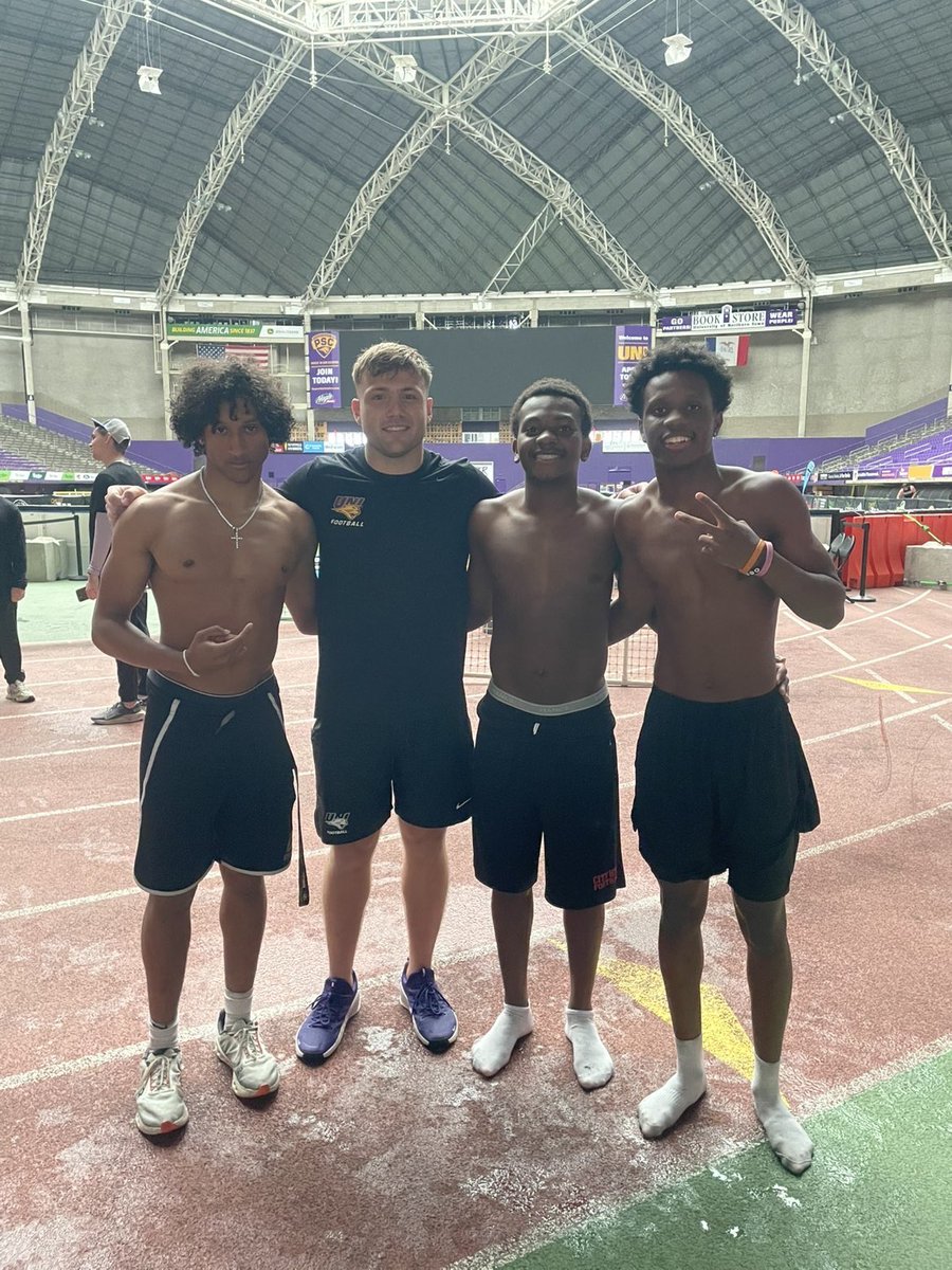 Marcelinkazumb's tweet photo. Thankful for the opportunity to compete at @UNIFootball camp.! Was great to learn from @Coach_JohnsonJ !
@mooremt09 @CityHighFB https://t.co/PG6iyc08Th