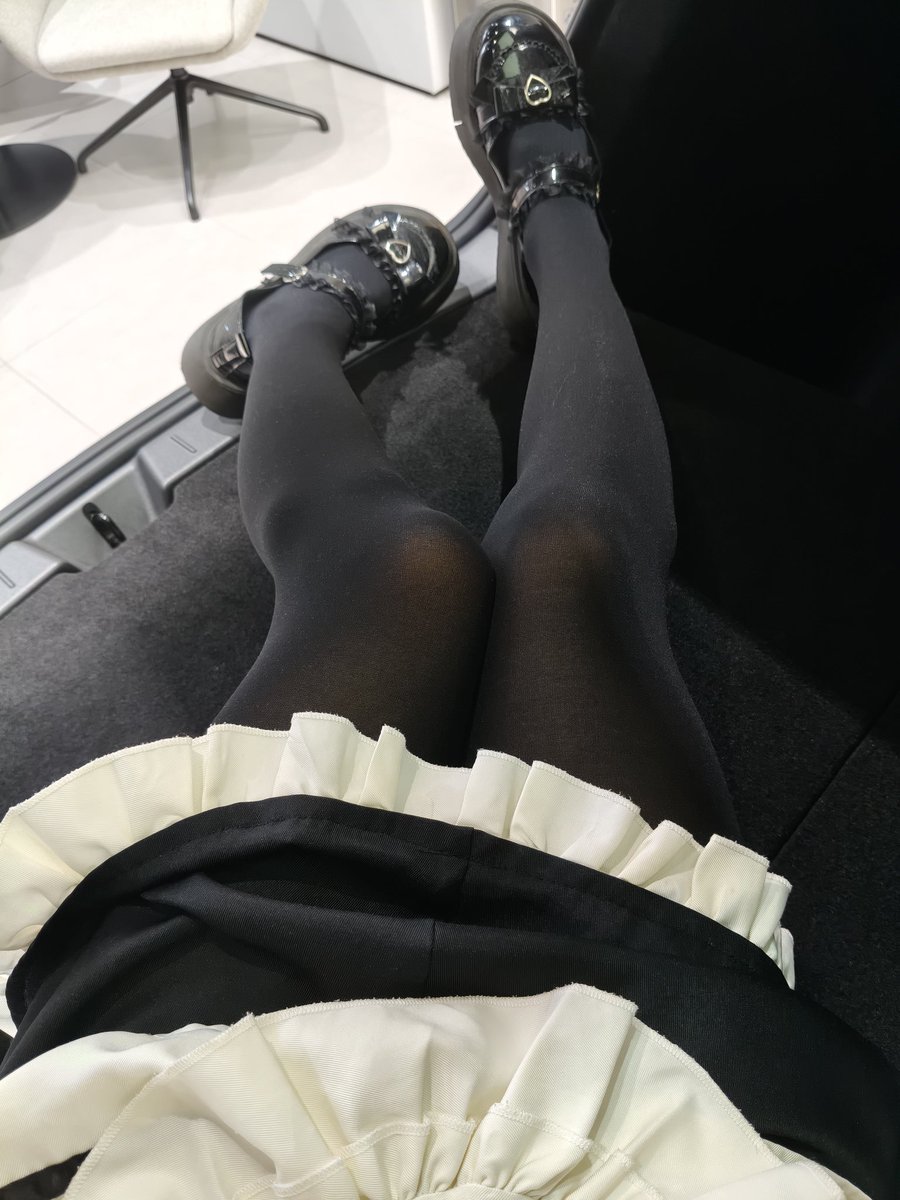 plumedream233's tweet photo. 3400了，再发一张黑丝吧。  ＃黑丝 ＃男娘 ＃可爱的男孩子 https://t.co/1cp9bpOoyS