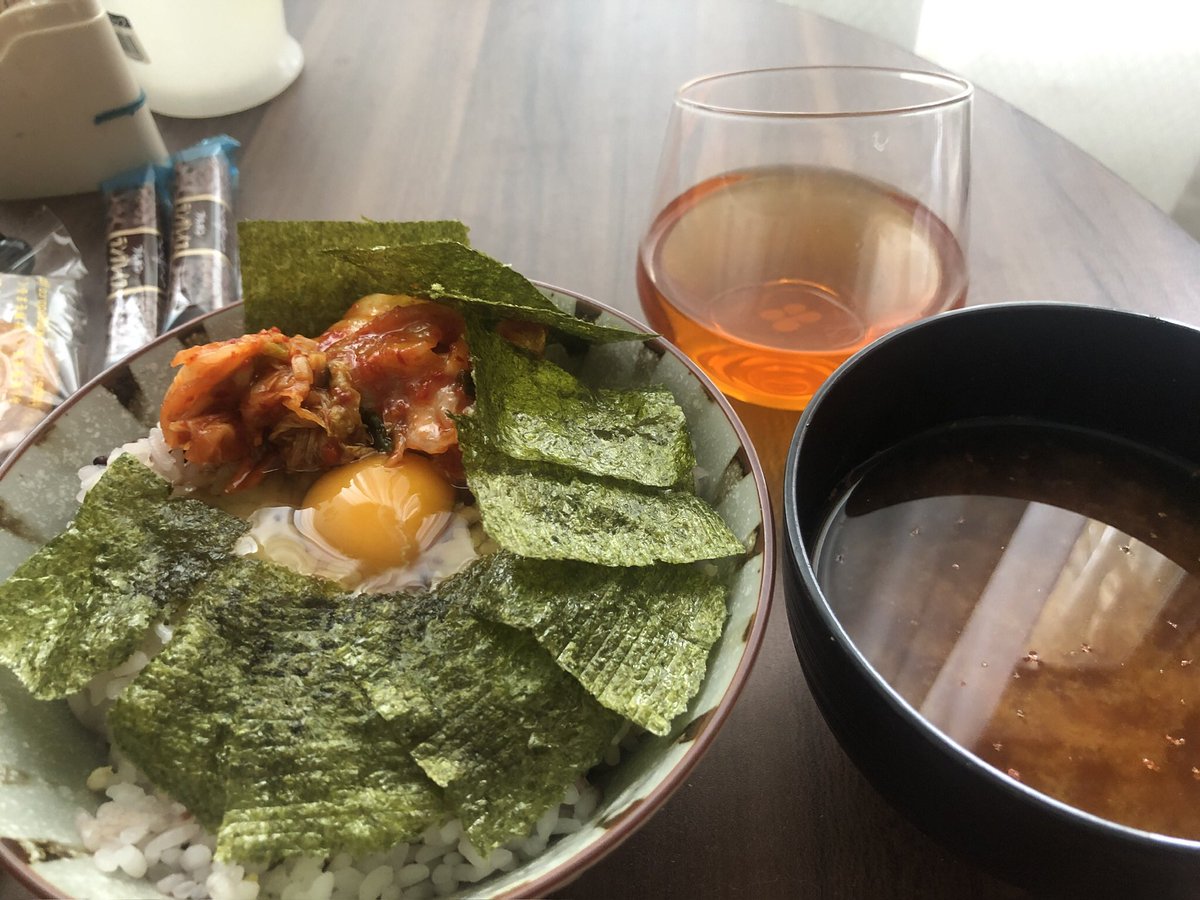hirokichi75's tweet photo. 今日のお昼ご飯です🙋
夜は雨ふってきたな☂️台風🌀 https://t.co/1F0lx96qln