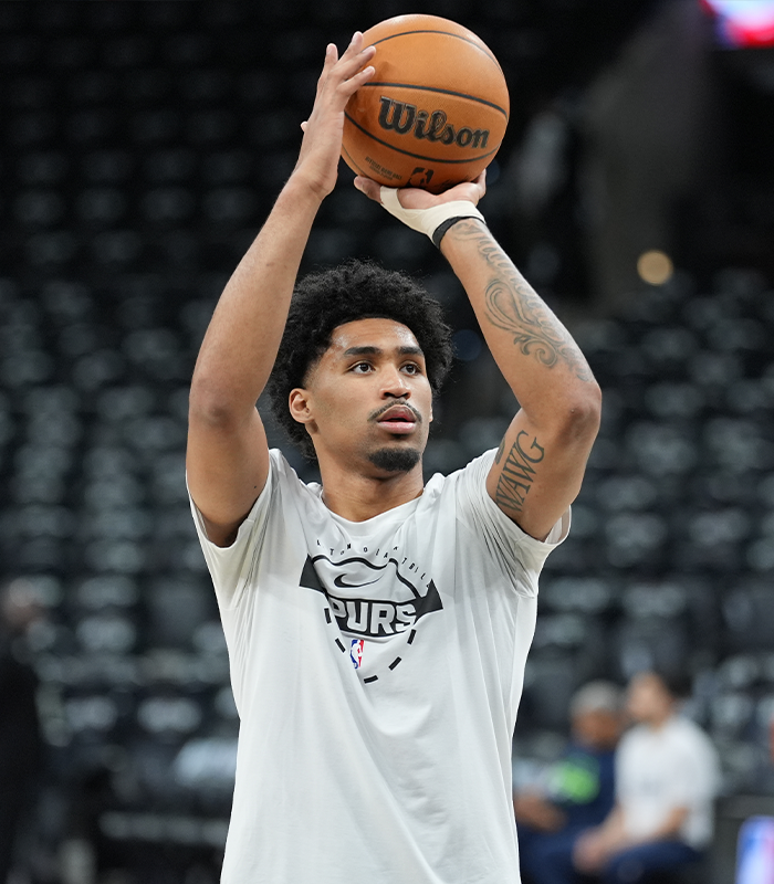 Underdog's tweet photo. Each of the Spurs' last 4 first round picks increased their 3P% from the regular season to the playoffs:

Victor Wembanyama: 34.9% ➡️ 37.0%
Stephon Castle: 33.2% ➡️ 36.3%
Dylan Harper: 34.3% ➡️ 36.4%
Carter Bryant: 33.5% ➡️ 38.5%

Dynasty loading... https://t.co/Lu058LDvHK