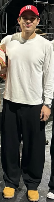 daeyeolight's tweet photo. Ralph in plain white + the iconic red cap = perfection

MARTSARI SAFE SPACE https://t.co/XmguSY6f7g