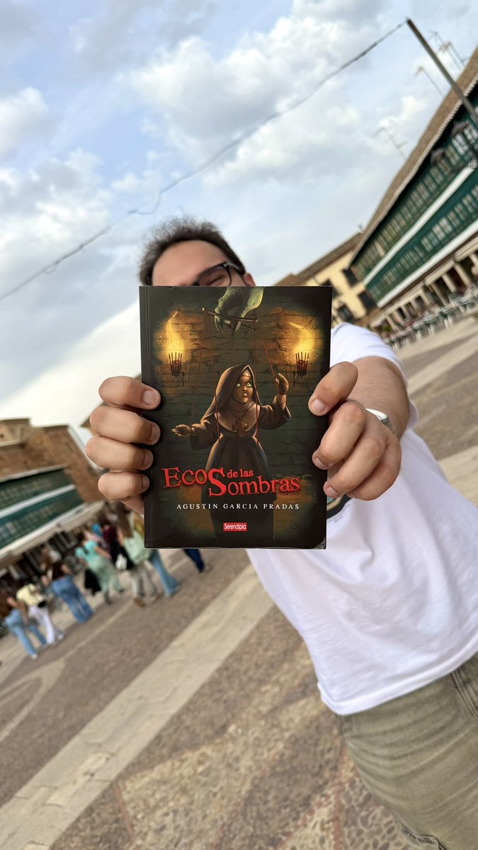 agustingarprada's tweet photo. Este domingo, 7 de junio, estaré en la Feria del Libro de Madrid firmando Ecos de las Sombras. A partir de las 17:00 en la caseta 369, os espero!! https://t.co/3jaJfYEzui