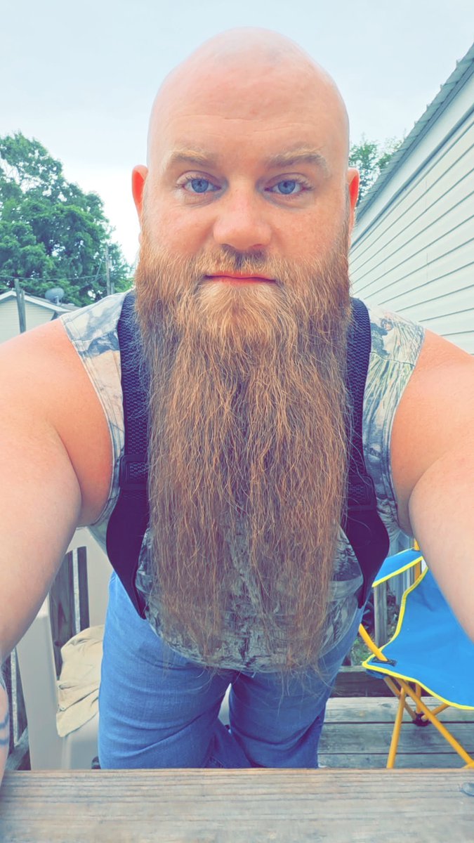 BeardedDaddy88's tweet photo. If your interested in daddys other options for content an goodies,come to my telegram or kik!!! https://t.co/4dfZjOVg72