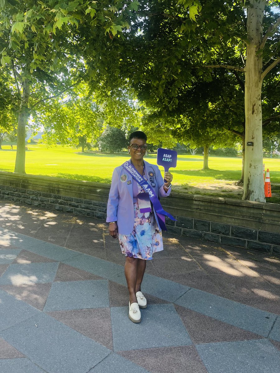 Light24sky's tweet photo. Please Congress, support the bipartisan Alzheimer’s Screening and Prevention (ASAP) Act, which will allow Medicare to cover screening to detect Alzheimer’s before symptoms. #ASAPAct #alzadvocacyfl #endalz https://t.co/XxDfmAHI1x