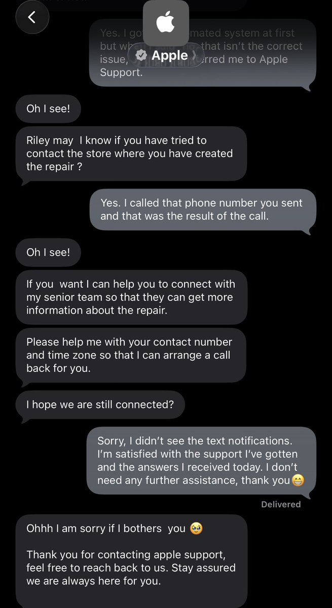 TheRileySC's tweet photo. I SWEAR YOU DIDN’T BOTHER ME APPLE TEXT SUPPORT PERSON, I JUST DIDN’T SEE YOUE REPLY, DON’T CRY PLEASE :((( https://t.co/WC78nlseRV