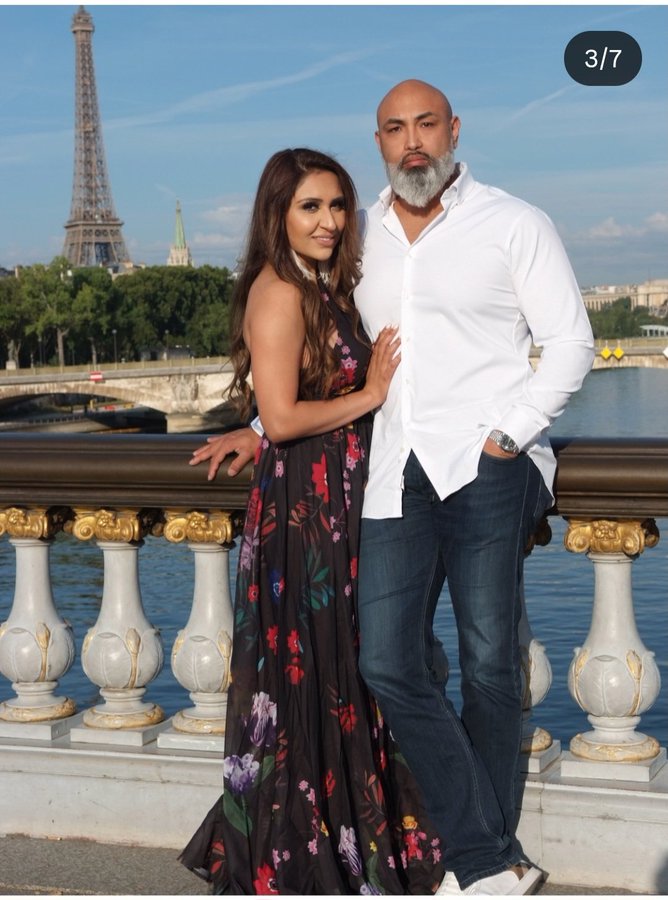 ChuddyPasha's tweet photo. Sangh1s are spinning their sex traps overseas now: Anil Motwani 🕉️ trapped 🇵🇰☪️ Hira Khan in America and married her, now she partakes in his idol worshipping activities.
#BhagwaLoveTrap #SanghiTrap #LoveJihad #Interfaith https://t.co/RjxzGusAws