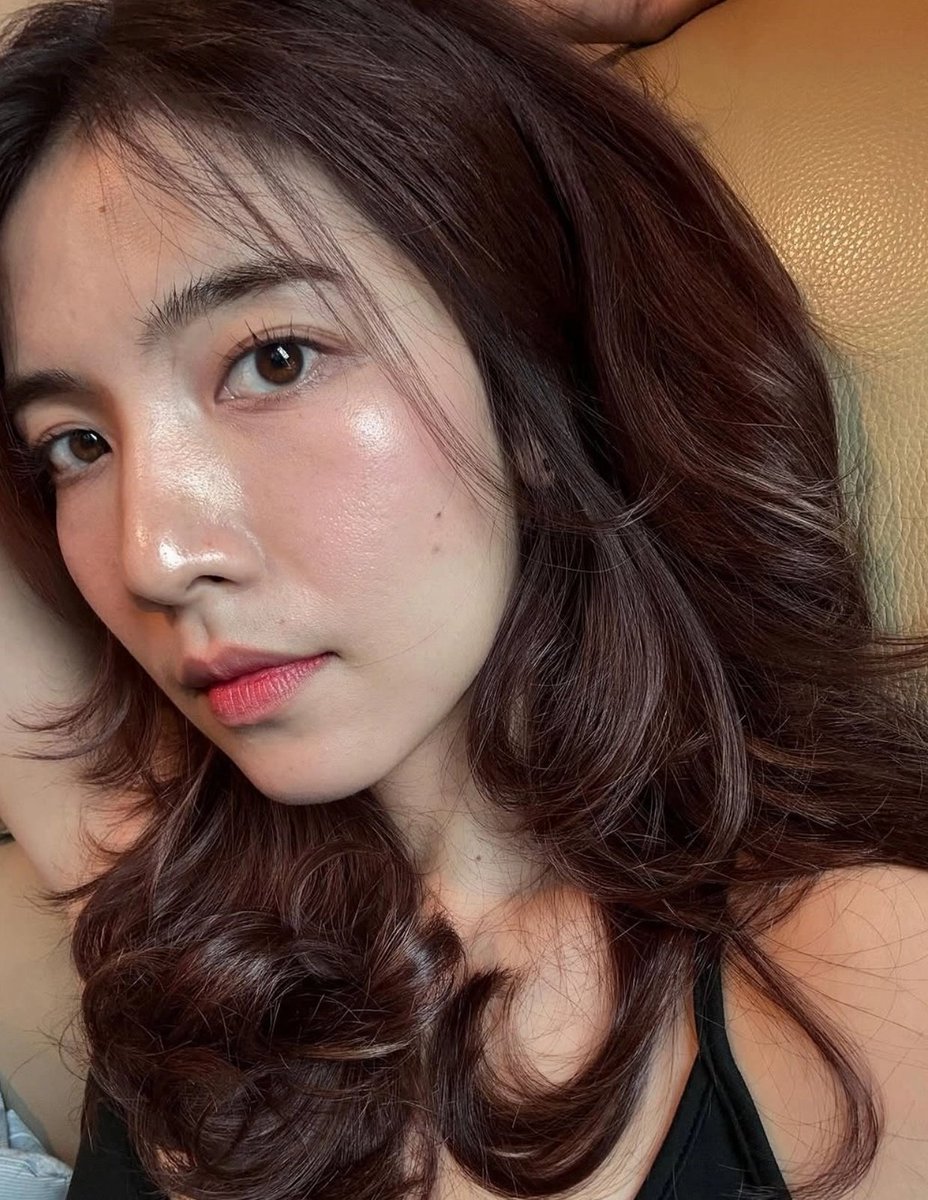 book_crayon's tweet photo. ปิดพระจันทร์หน่อยนะ ฉันจะไปนอนแล้วค่ะ https://t.co/hz9DjmdRCY