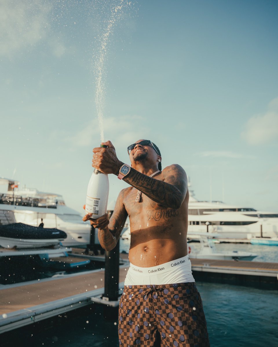 Tropixsofficial's tweet photo. Jamaican football star Leon Bailey is making the most of his offseason, enjoying a relaxing vacation in Turks and Caicos after another long campaign.

After months of club and international football commitments, the break offers Bailey a chance to recharge ahead of what is expected to be another busy year.