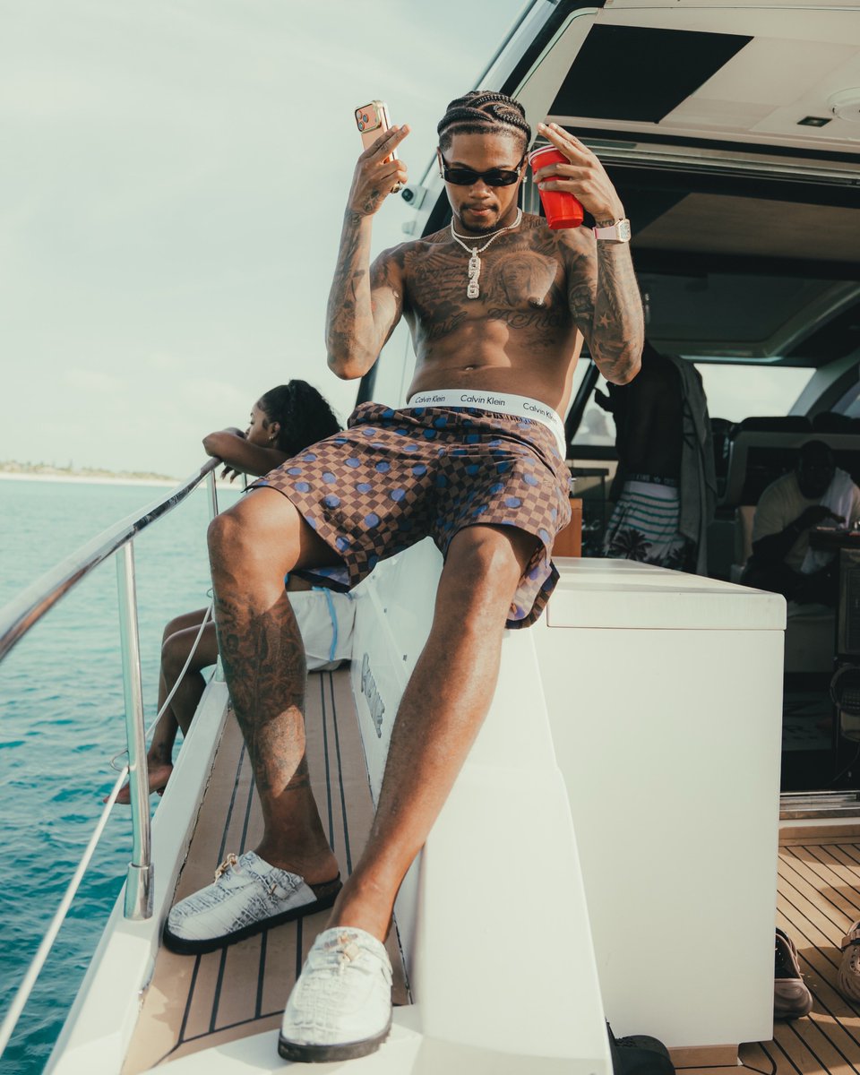 Tropixsofficial's tweet photo. Jamaican football star Leon Bailey is making the most of his offseason, enjoying a relaxing vacation in Turks and Caicos after another long campaign.

After months of club and international football commitments, the break offers Bailey a chance to recharge ahead of what is expected to be another busy year.