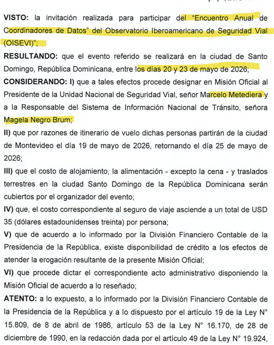 MartinFitz23506's tweet photo. VIAJE✈️🇩🇴: Los uruguayos pagamos 3.490 USD para que MARCELO METEDIERA, Presidente de la UNASEV viaje a Santo Domingo junto con Magela Negro al Encuentro Anual de Coordinadores de Datos".

A no olvidar que tienen que pagar la patente!!! Hay que viajar! https://t.co/QDjO7SPgUl