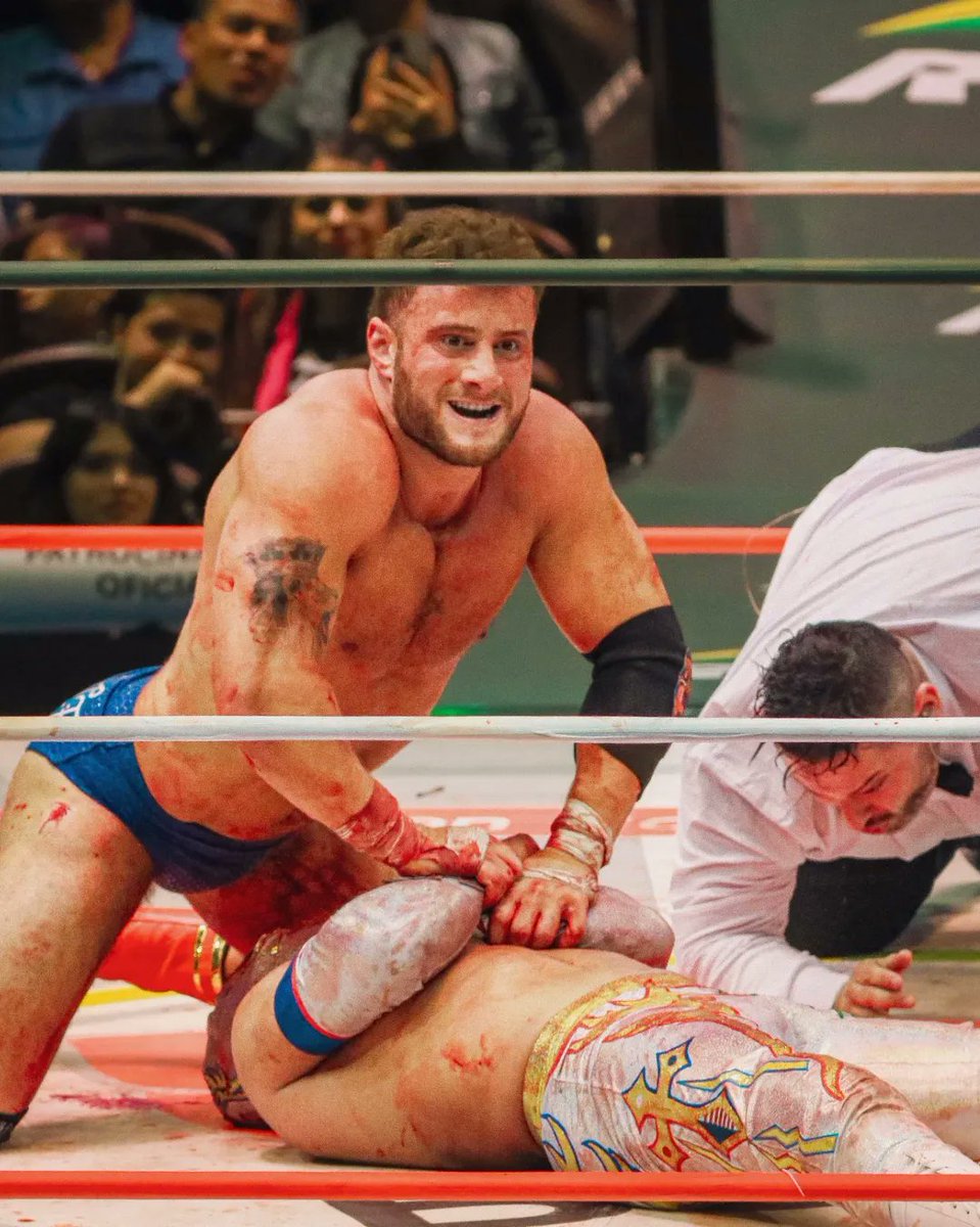 pankotent's tweet photo. This fight seemed like a very...suggestive

Mistico vs MJF AEW https://t.co/9NXLbsSCA9