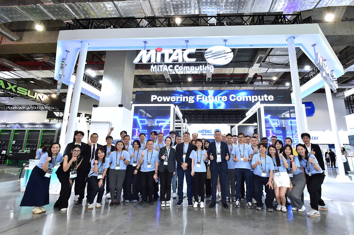 MiTACcomputing's tweet photo. 🔥 Day 1 at #COMPUTEX2026 is in full swing!

Great to welcome visitors, customers, partners, and media to the MiTAC Computing booth. 

Thanks to our partners and @TheSixFiveMedia for stopping by!

📍 R0504, Hall 2
👉 https://t.co/5OtwoJc8lz https://t.co/oqNXTb5pmu