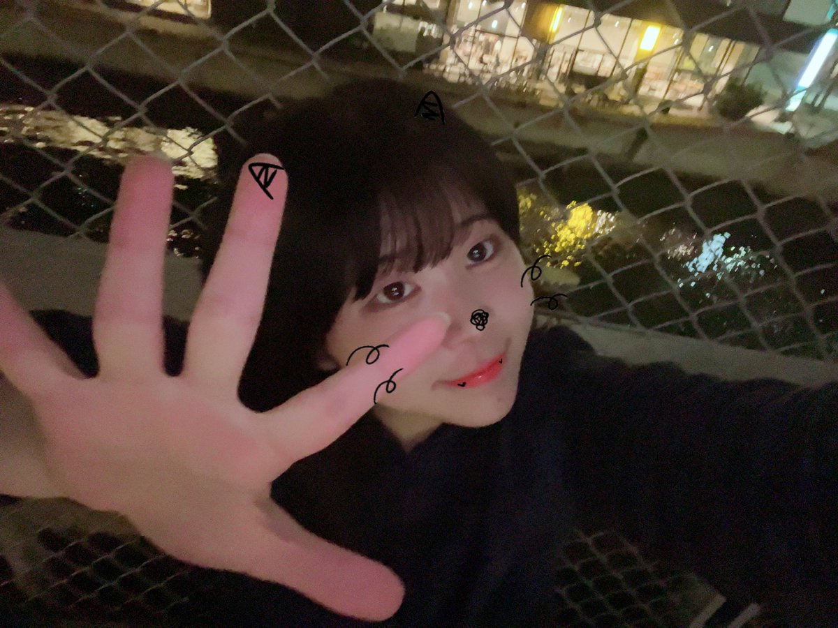 soon_nanami's tweet photo. こんばんは！
SO.ON project FUKUOKA
放課後LIVE vol.37まであと5日です！！
ぜひお越しください！待ってます😻
#最強の博多っ子 #スマイルソープロ福岡
#SOONproject https://t.co/2YXdATh0IM