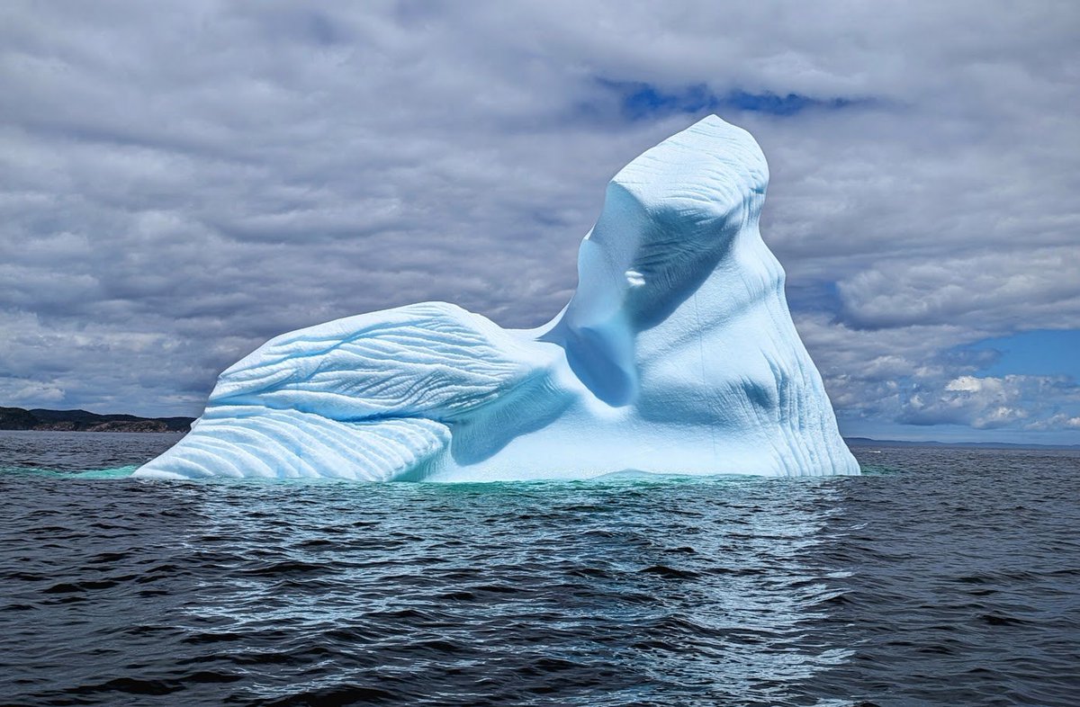 mikep_lbi's tweet photo. I love the various textures of icebergs ... https://t.co/mXF1Pz4cl8