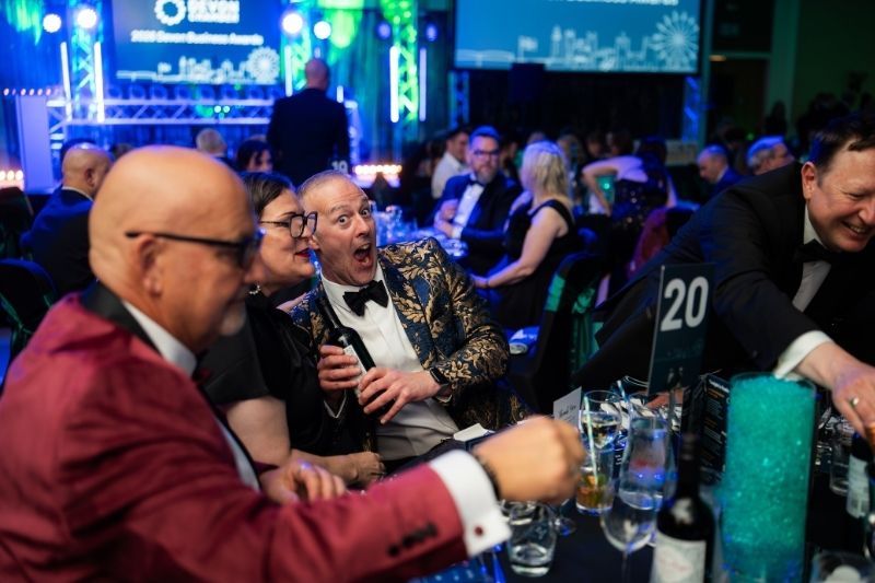 Chamber_Devon's tweet photo. More memorable moments from our Devon Business Awards ceremony at @CrownePPlymouth, courtesy of Jay Stone 📸

Congratulations to all our winners and finalists 👏🏼

🌐 https://t.co/6Hpmd9t0On

#DevonBizAwards #devonmeansbusiness #devonbusiness https://t.co/3uWeScCnDl