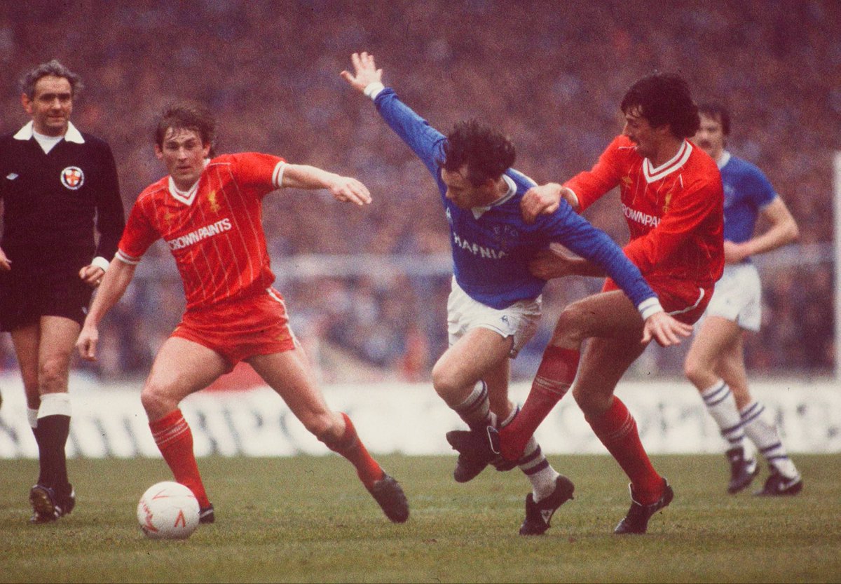 mintisculture's tweet photo. All the best to Kenny Dalglish and his family. https://t.co/HOlK9f7wrg