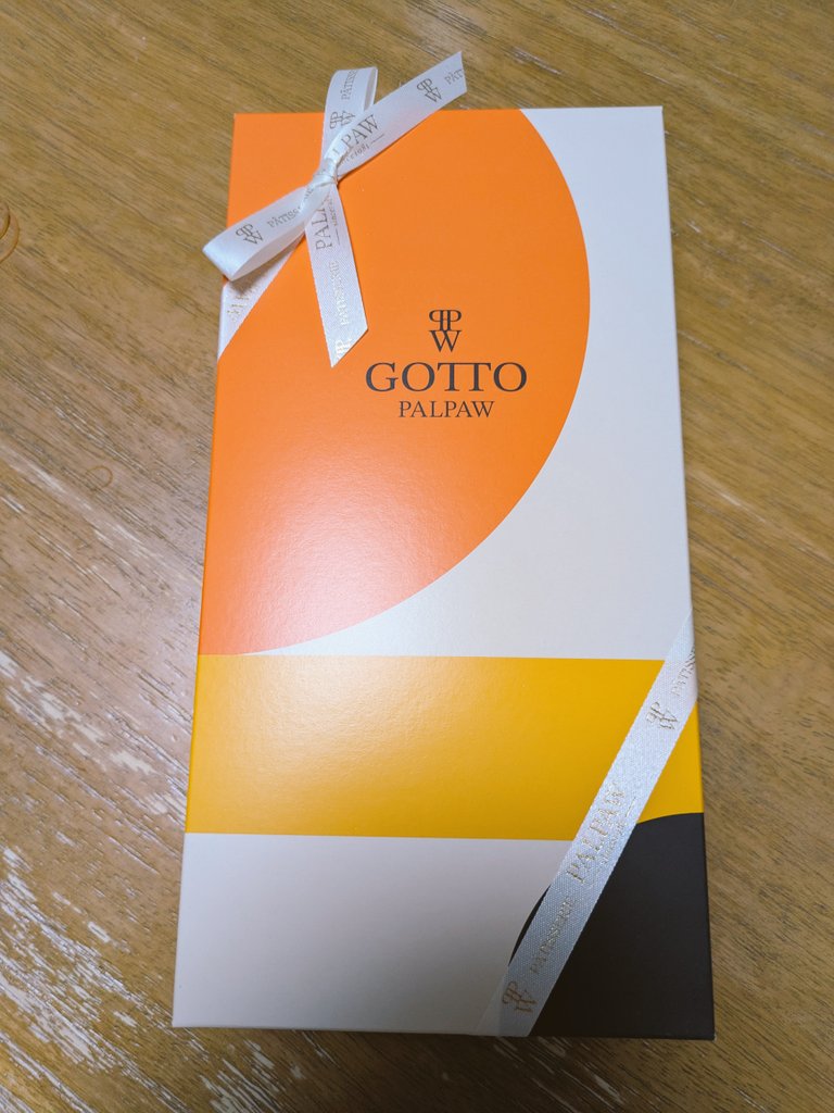 Sp8TKt4mhRVWfNY's tweet photo. 頂き物
一度食べてみたかった
GOTTO お洒落な食べ物
仙台のお土産 工場は気仙沼なんですって💕
#GOTTO https://t.co/PsaqSRxHoX