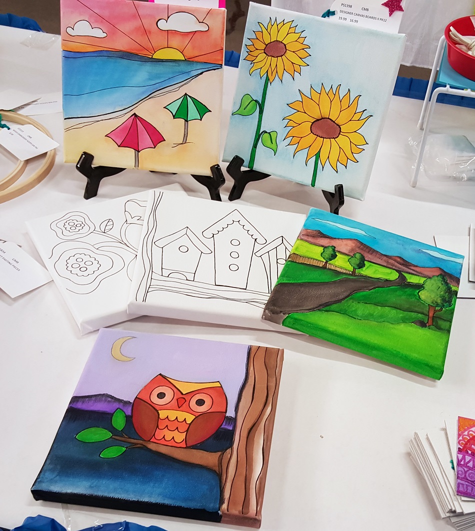 SSWorldwide's tweet photo. Celebrate the summer season with fun canvas art designs to color! This is a great craft for younger kids or older adults alike:

https://t.co/TcEqgi6ezm

#arts #crafts https://t.co/21Pp3KRjNB