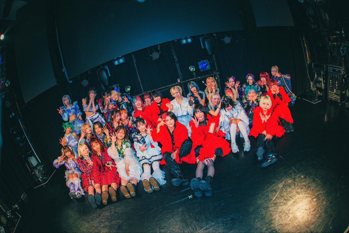 AIBECK_'s tweet photo. ◤━━━━━━━━━━━━━◢
　COMRIZED presents
🔥 LEVEL4man vol.202 🔥
◣━━━━━━━━━━━━━◤

2026/6/2 渋谷clubasia
1部 #超無銭 & #レベルフォーマン vol.202
ありがとうござい���した。❤️‍🔥

台風接近の中、
足を運んでくれた皆様本���にありがとうございました。

平日とは思えない熱量、
全組全力LIVEでフロアも熱狂。🔥

女性のお客様も多く、
最高に華やかで熱い空間になりました。💥

AIBECK
LEIWAN
EMPATHY
POPPiNG EMO
MAGMAZ
KIRA:MINA
神様の言う通り

出演してくれた皆様、
遊びに来てくれた皆様、
そしてclubasiaスタッフの皆様、
本当にありがとうございました。⚡️

#LEVEL4man
#超無銭
#AIBECK
#LEIWAN
#EMPATHY
#clubasia