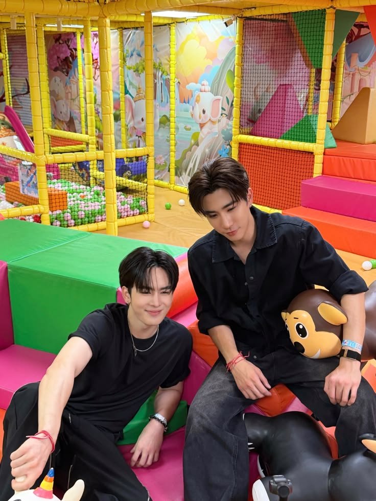 studiopedta_'s tweet photo. *･ﾟﾟ･*:.｡..｡.:*ﾟ:*:✼✿　　

#PerthSanta #เพิร์ธแซนต้า
—🪐 https://t.co/GPJZ3nC9UB