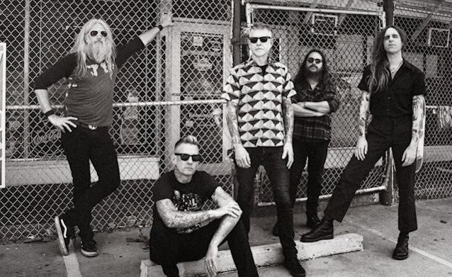 BLABBERMOUTHNET's tweet photo. MASTODON Announces 'The Poisonous Weapons' September/October 2026 Tour With DEAFHEAVEN And ALCEST https://t.co/s5R7IiUDbm https://t.co/SDINts2riq